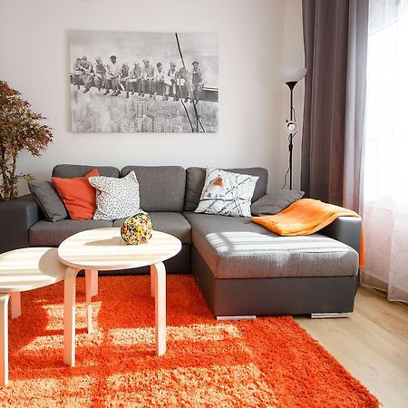 Oscar Apartments Estacion Сиджес Экстерьер фото